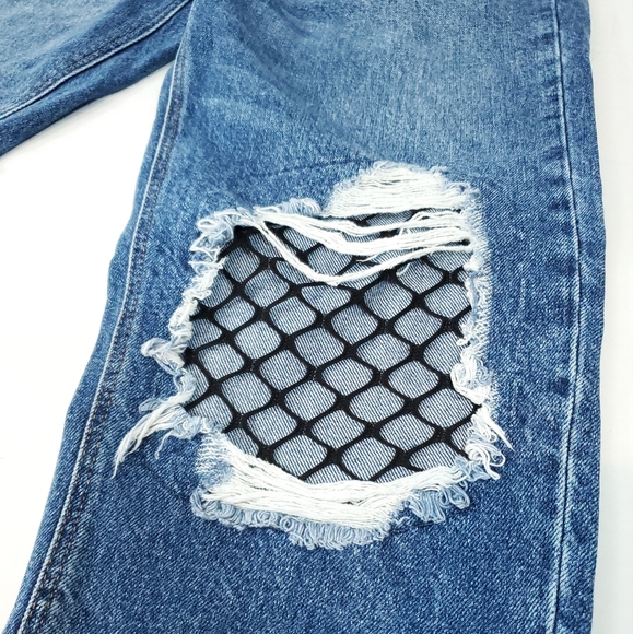 Zara Women's High Rise Raw Hem Denim Fish Net Ripped Cropped Blue Jeans Size 10 - Picture 3 of 12
